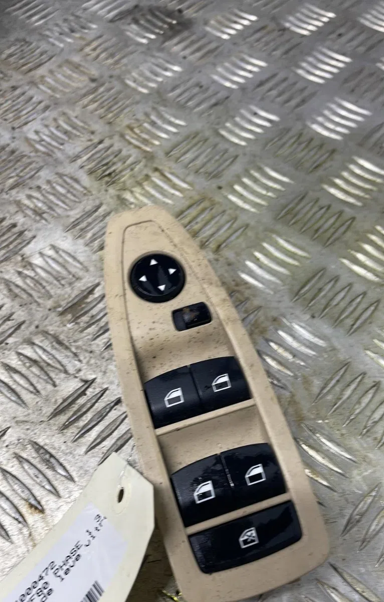 Commande lève-glace porte avant gauche BMW SERIE 3 F30 PHASE 1 occasion