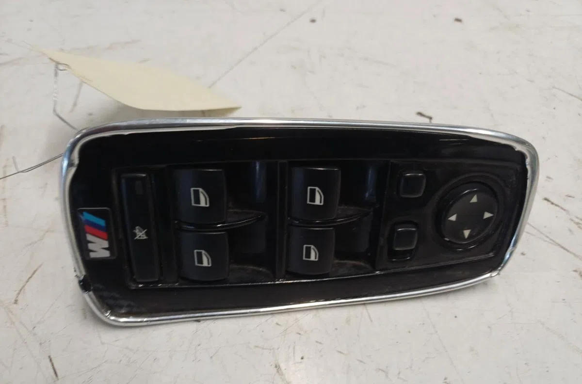 Commande lève-glace porte avant gauche BMW X3 E83 PHASE 2 occasion — photo 2