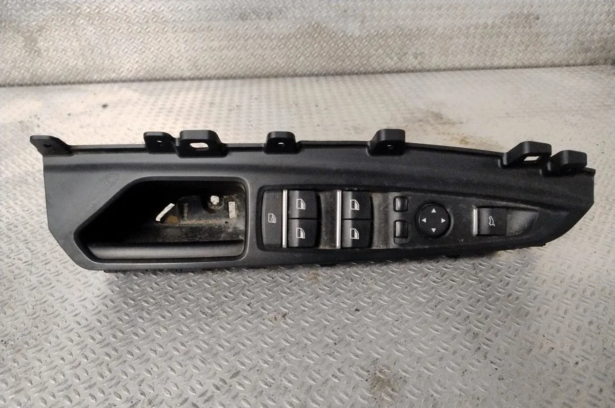 Commande lève-glace porte avant gauche Bmw X5 (F15, F85) Xdrive 40 d (2013-2018) occasion
