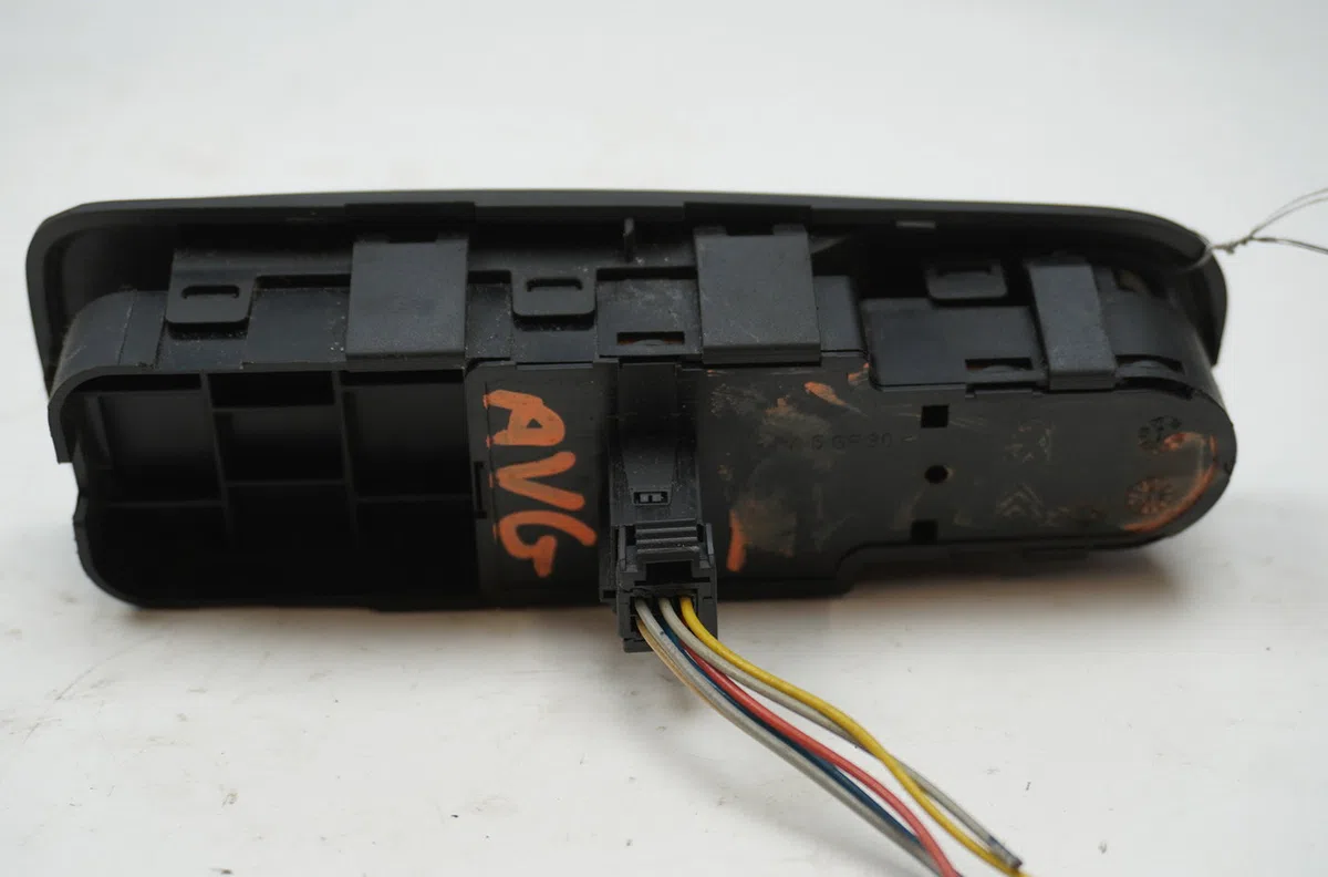 Commande lève-glace porte avant gauche Citroen C4 GRAND PICASSO I (UA_) 1.6 hdi (2006-2011) 5 portes occasion