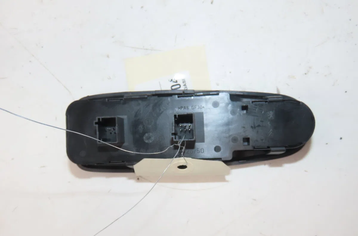 Commande lève-glace porte avant gauche Citroen C4 PICASSO I Monospace (UD_) 2.0 hdi 138 (2006-2013) 5 portes occasion