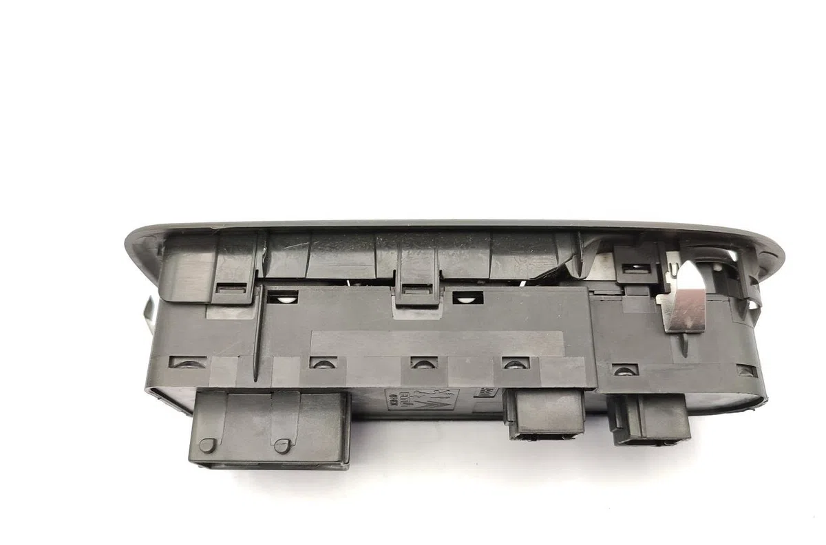 Commande lève-glace porte avant gauche CITROEN C5 2 BREAK occasion