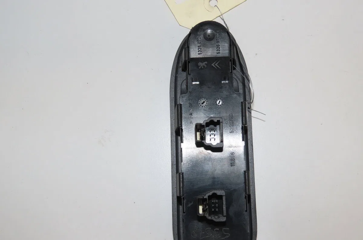 Commande lève-glace porte avant gauche Citroen C5 II (RC_) 1.6 hdi (rc8hzb) (2004-2008) occasion