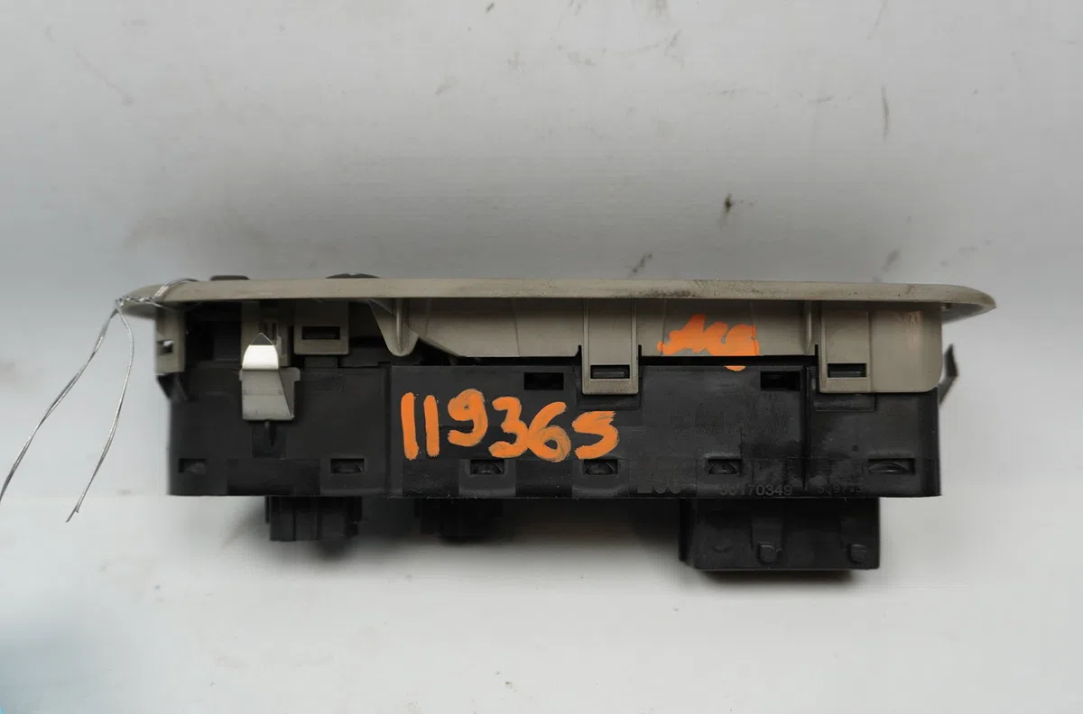 Commande lève-glace porte avant gauche Citroën C5 III (RD_) 2.0 hdi 140 (2008) 4 portes occasion — photo 2