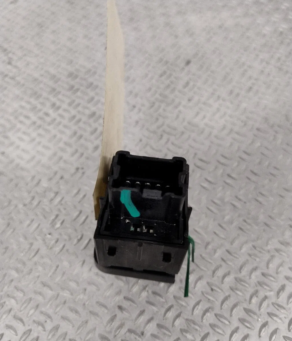 Commande lève-glace porte avant gauche Dacia SPRING Ev (b6m1) (2020) 5 portes occasion — photo 2