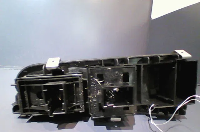 Commande lève-glace porte avant gauche Fiat BRAVO II (198_) 1.6 d multijet (198axh1b) (2007-2014) 5 portes occasion — photo 2