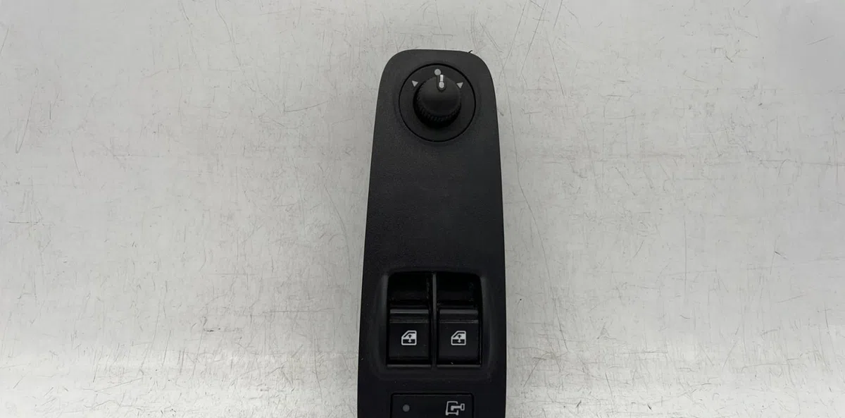 Commande lève-glace porte avant gauche FIAT DUCATO 3 PHASE 2 occasion — photo 3