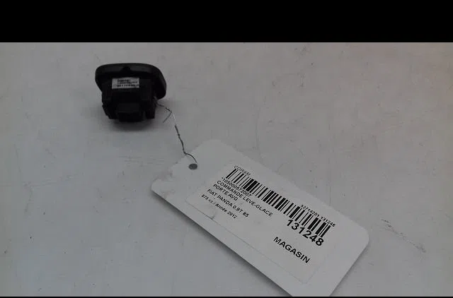 Commande lève-glace porte avant gauche Fiat PANDA (312_, 319_) 0.9 (312pxg1a) (2012) occasion — photo 3
