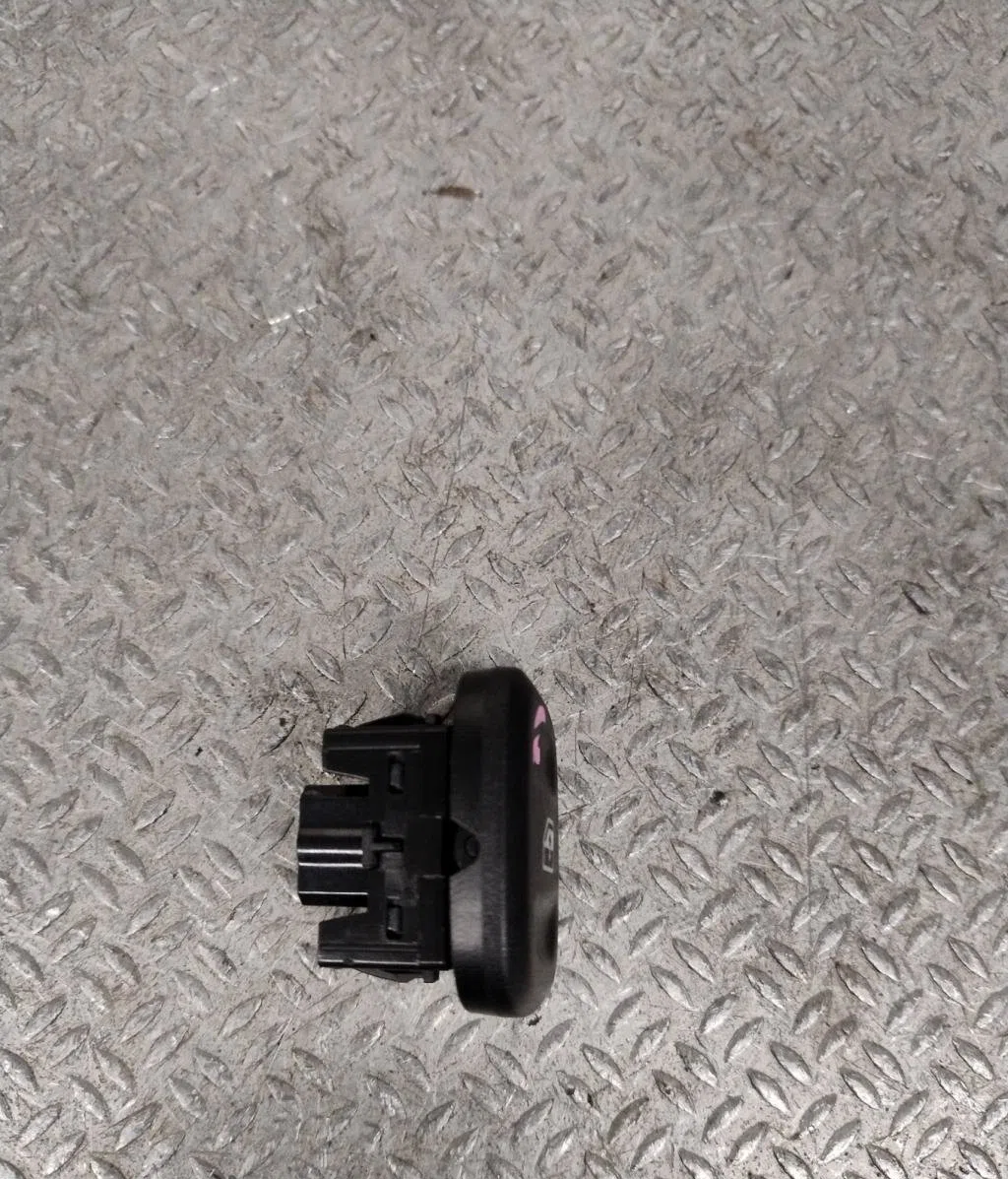 Commande lève-glace porte avant gauche Fiat PANDA (312_, 319_) 1.2 (312pxa1a) (2012) occasion — photo 2