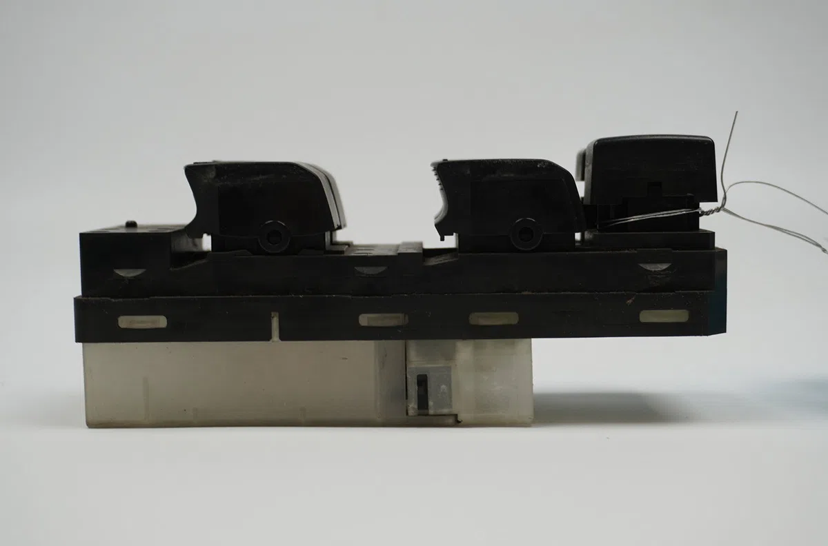 Commande lève-glace porte avant gauche Fiat SEDICI (189_) 1.9 d multijet 4x4 (2006-2011) occasion