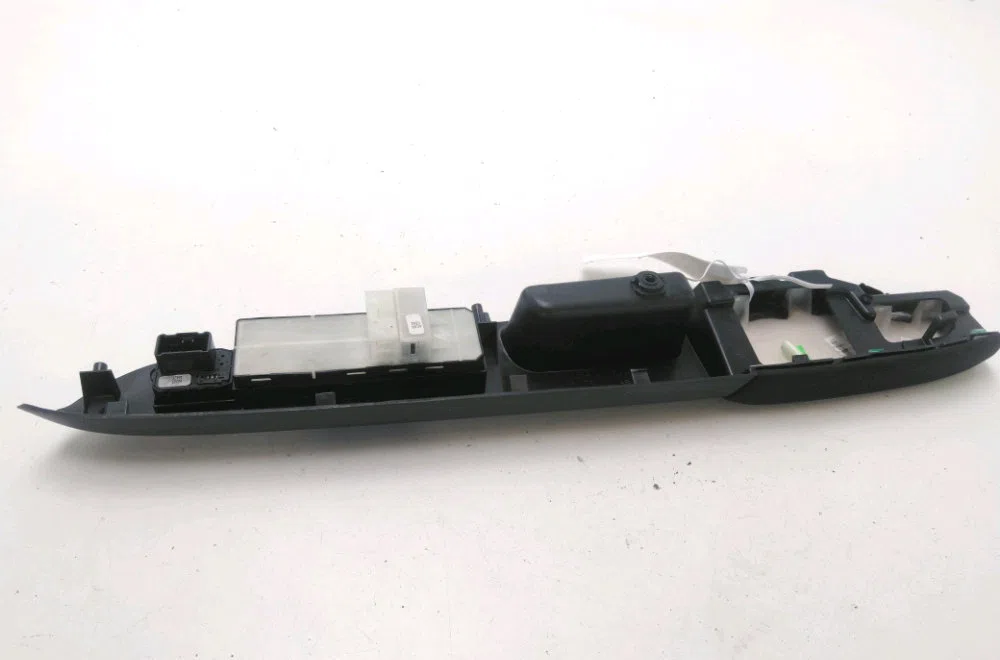 Commande lève-glace porte avant gauche Fiat SEDICI (189_) 2.0 d multijet (2006-2014) occasion