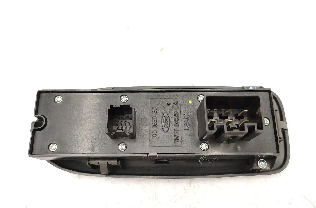 Commande lève-glace porte avant gauche FORD C-MAX 1 PHASE 2 occasion — photo 3