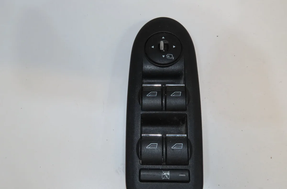 Commande lève-glace porte avant gauche Ford C-MAX (DM2) 1.8 tdci (2007-2010) 5 portes occasion