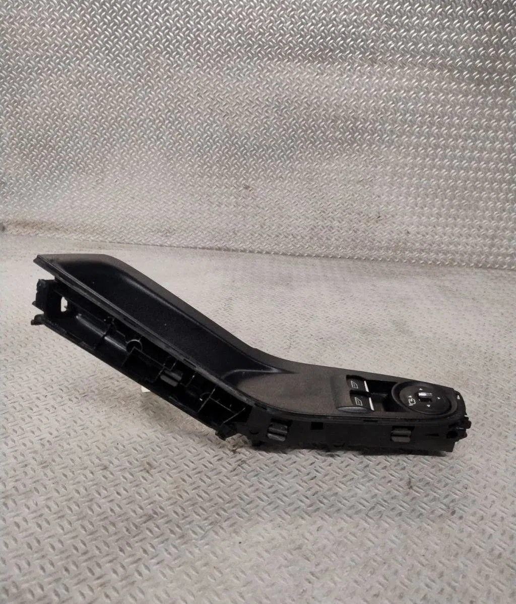 Commande lève-glace porte avant gauche FORD FIESTA 6  FIESTA 6 PHASE 2 occasion — photo 2