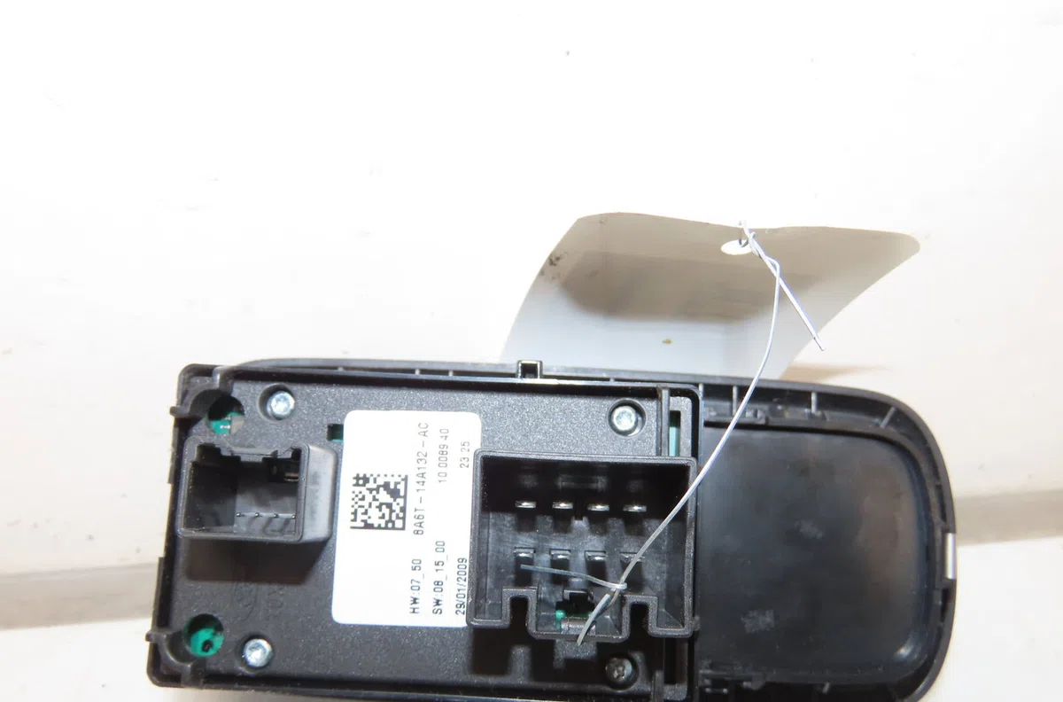 Commande lève-glace porte avant gauche Ford FIESTA VI (CB1, CCN) 1.25 (2008-2017) 5 portes occasion