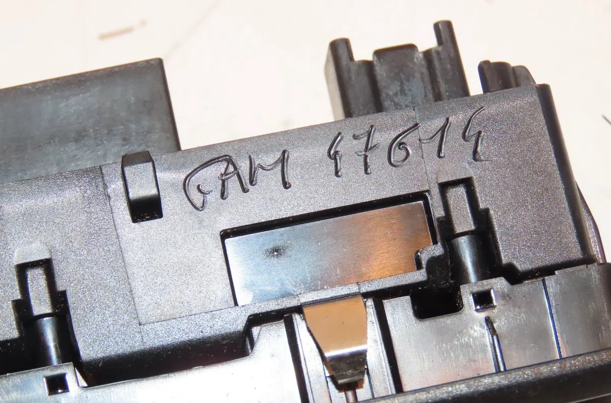 Commande lève-glace porte avant gauche Ford FIESTA VI (CB1, CCN) 1.25 (2008-2017) 5 portes occasion — photo 2