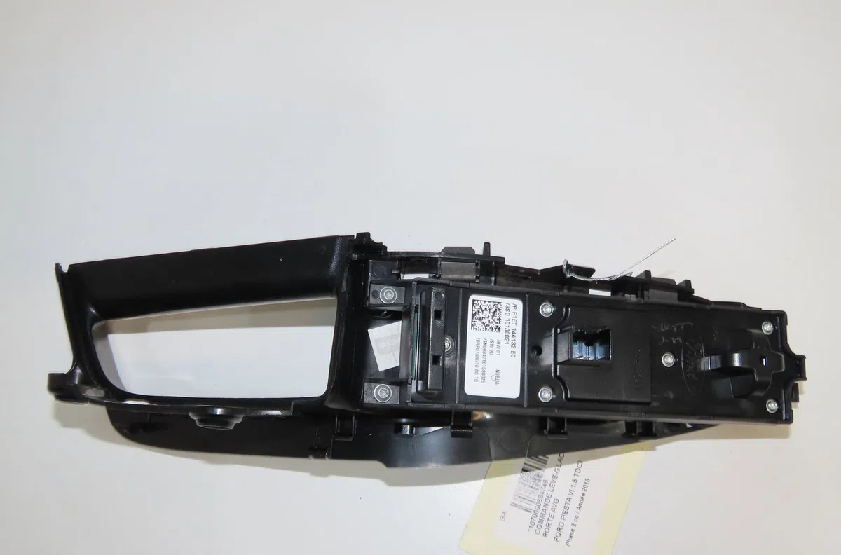 Commande lève-glace porte avant gauche Ford FIESTA VI (CB1, CCN) 1.5 tdci (2012-2017) occasion — photo 2