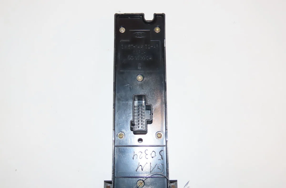 Commande lève-glace porte avant gauche Ford FOCUS C-MAX (DM2) 1.8 tdci (2005-2007) 5 portes occasion