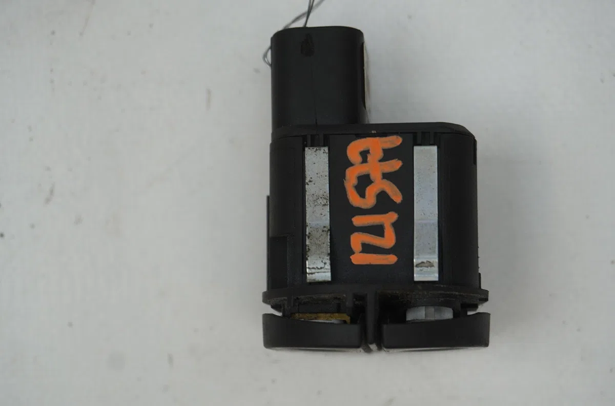 Commande lève-glace porte avant gauche Ford FUSION (JU_) 1.4 tdci (2002-2012) 5 portes occasion — photo 3