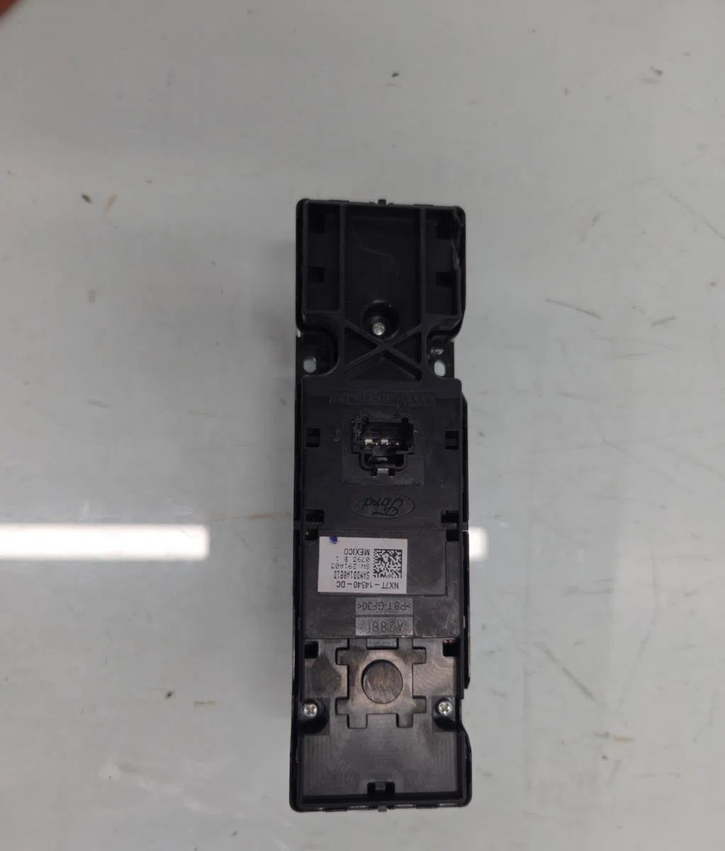 Commande lève-glace porte avant gauche FORD KUGA 3 PHASE 1 occasion
