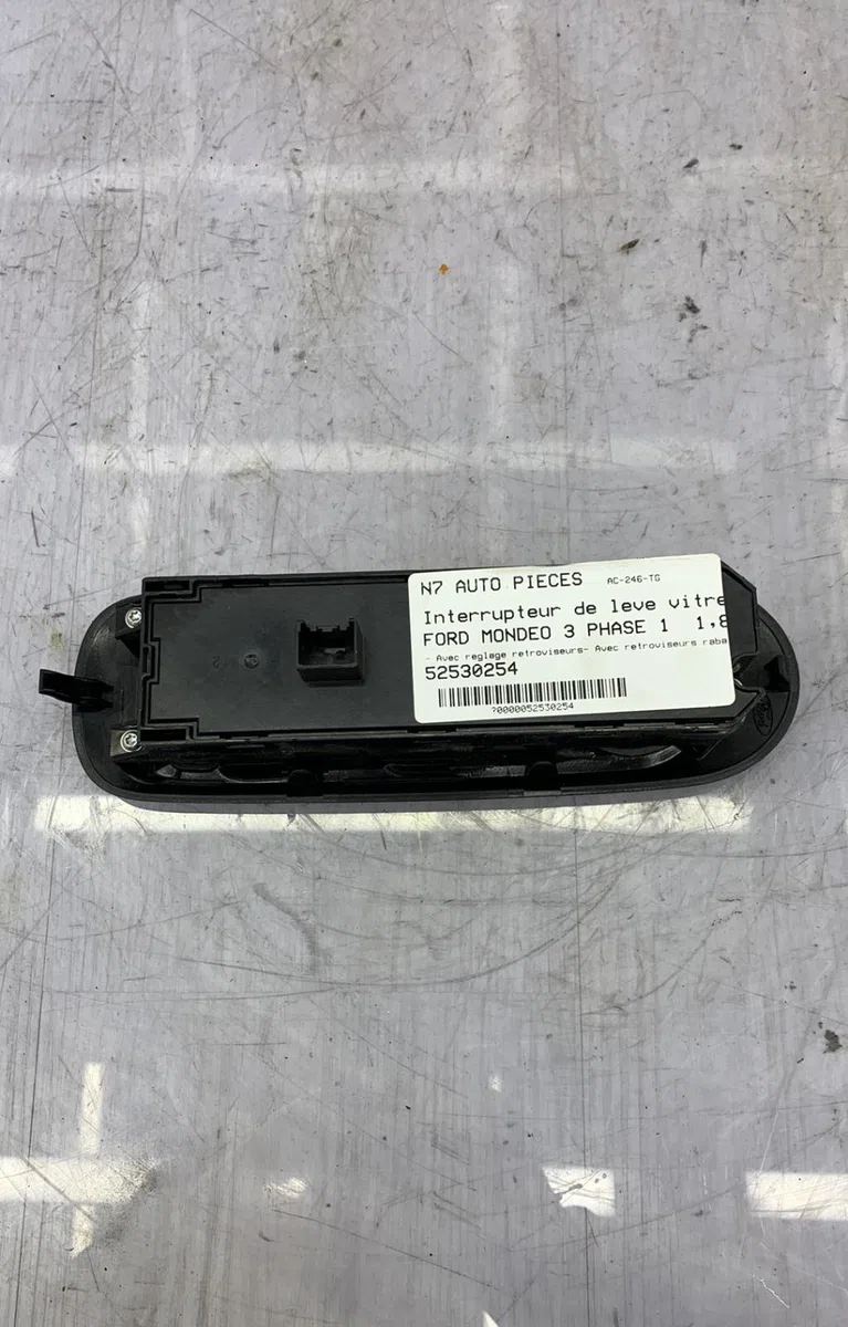 Commande lève-glace porte avant gauche FORD MONDEO 3 PHASE 1 occasion — photo 3