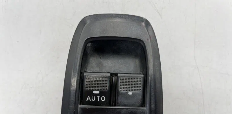 Commande lève-glace porte avant gauche FORD RANGER 4 PHASE 2 occasion — photo 2