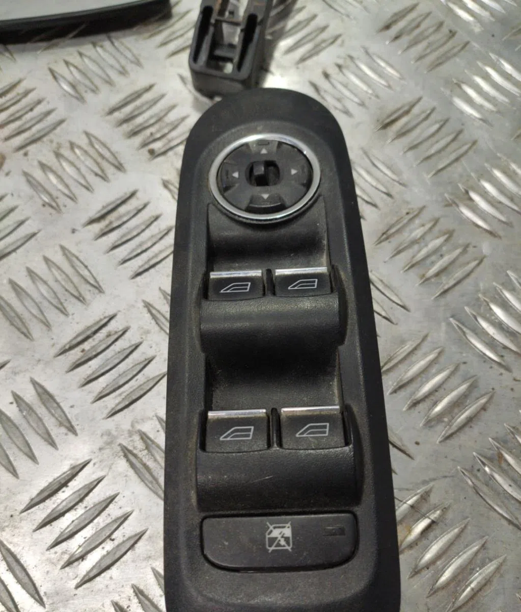 Commande lève-glace porte avant gauche FORD S-MAX 1 PHASE 2 occasion — photo 3