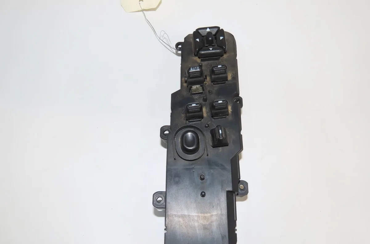 Commande lève-glace porte avant gauche Jeep GRAND CHEROKEE I (ZJ, ZG) 2.5 td 4x4 (z) (1995-1999) occasion