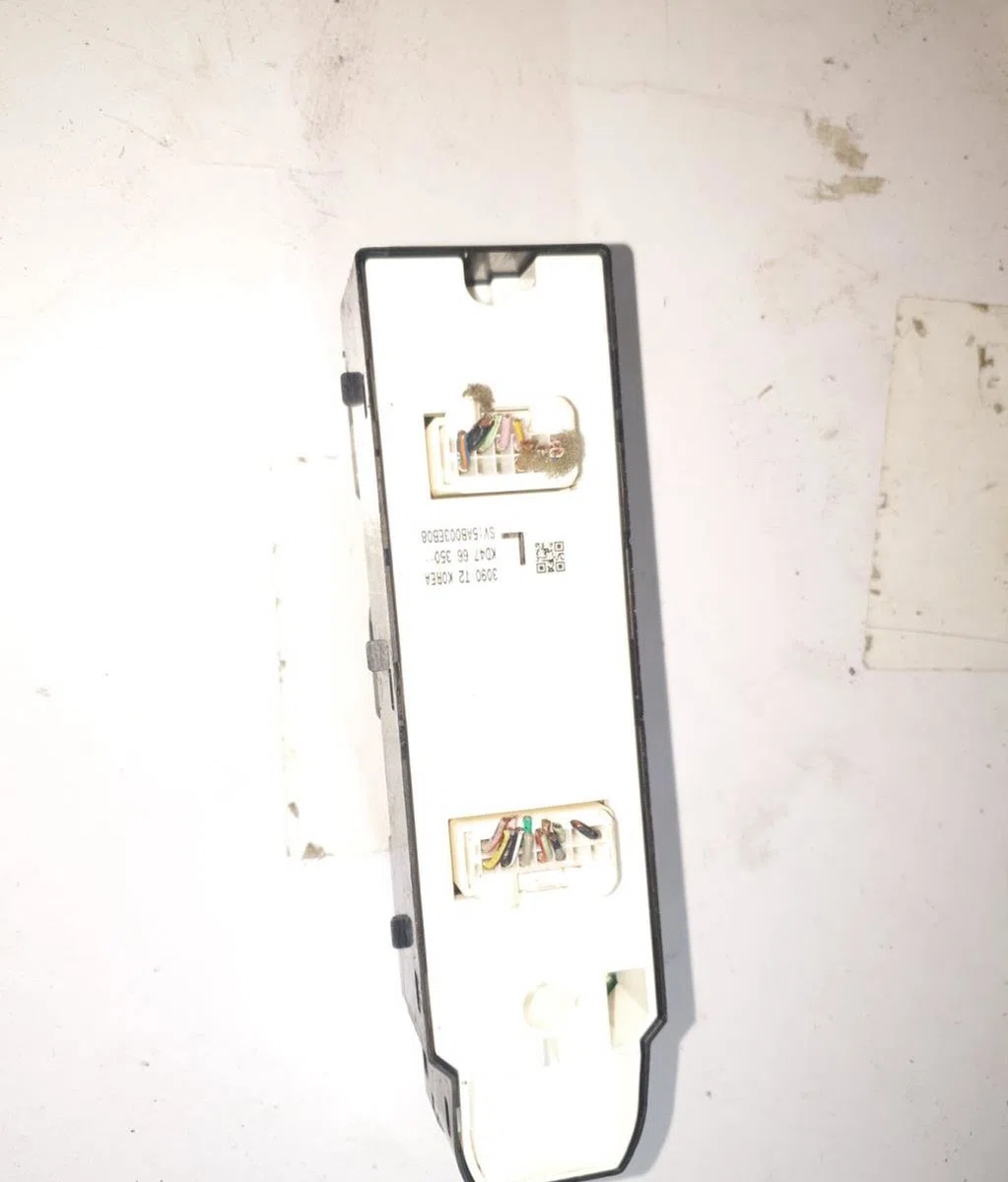 Commande lève-glace porte avant gauche MAZDA CX5 1 PHASE 2 occasion — photo 3