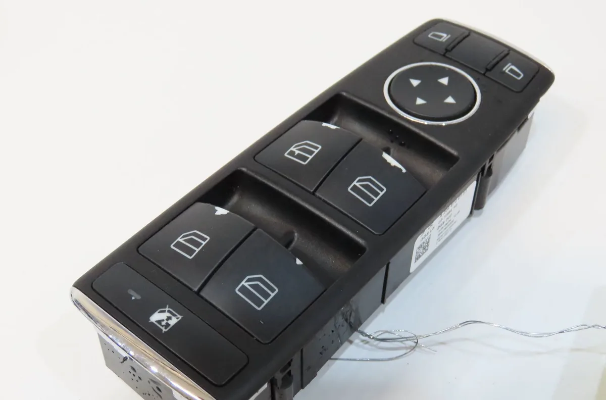 Commande lève-glace porte avant gauche Mercedes-benz CLASSE C (W204) C 220 cdi (204.008) (2007-2008) 4 portes occasion