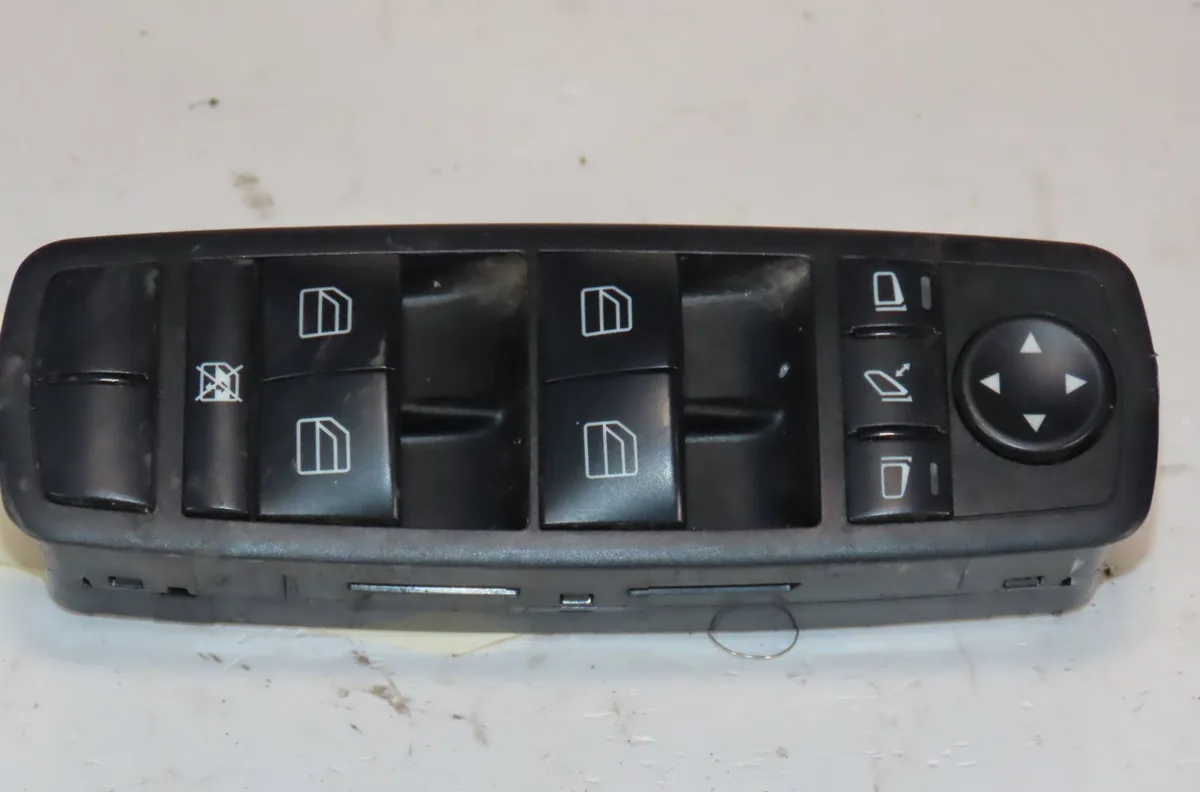Commande lève-glace porte avant gauche Mercedes-benz CLASSE M (W164) Ml 350 cdi 4-matic (164.125, 164.124) (2009-2011) occasion