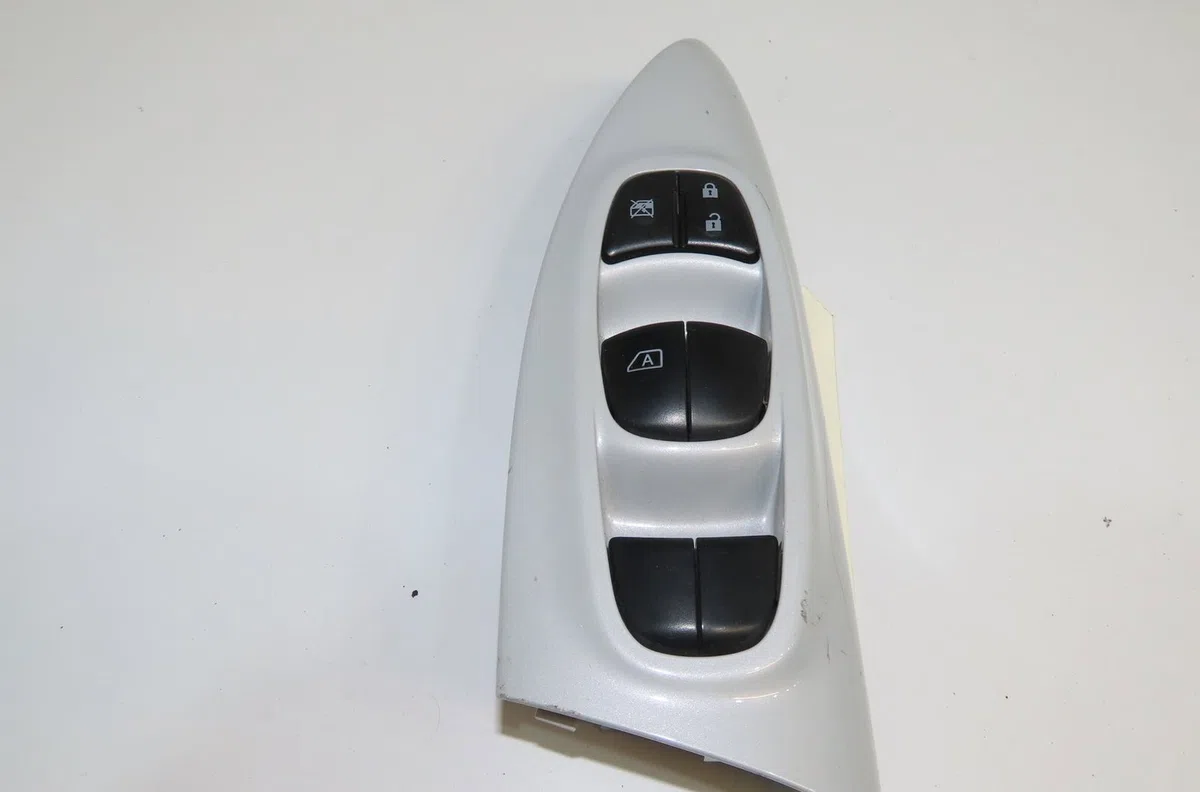 Commande lève-glace porte avant gauche Nissan JUKE (F15) 1.6 (2010) 5 portes occasion