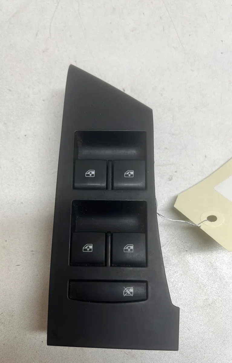 Commande lève-glace porte avant gauche Opel ASTRA J (P10) 1.7 cdti (68) (2009-2015) occasion — photo 2