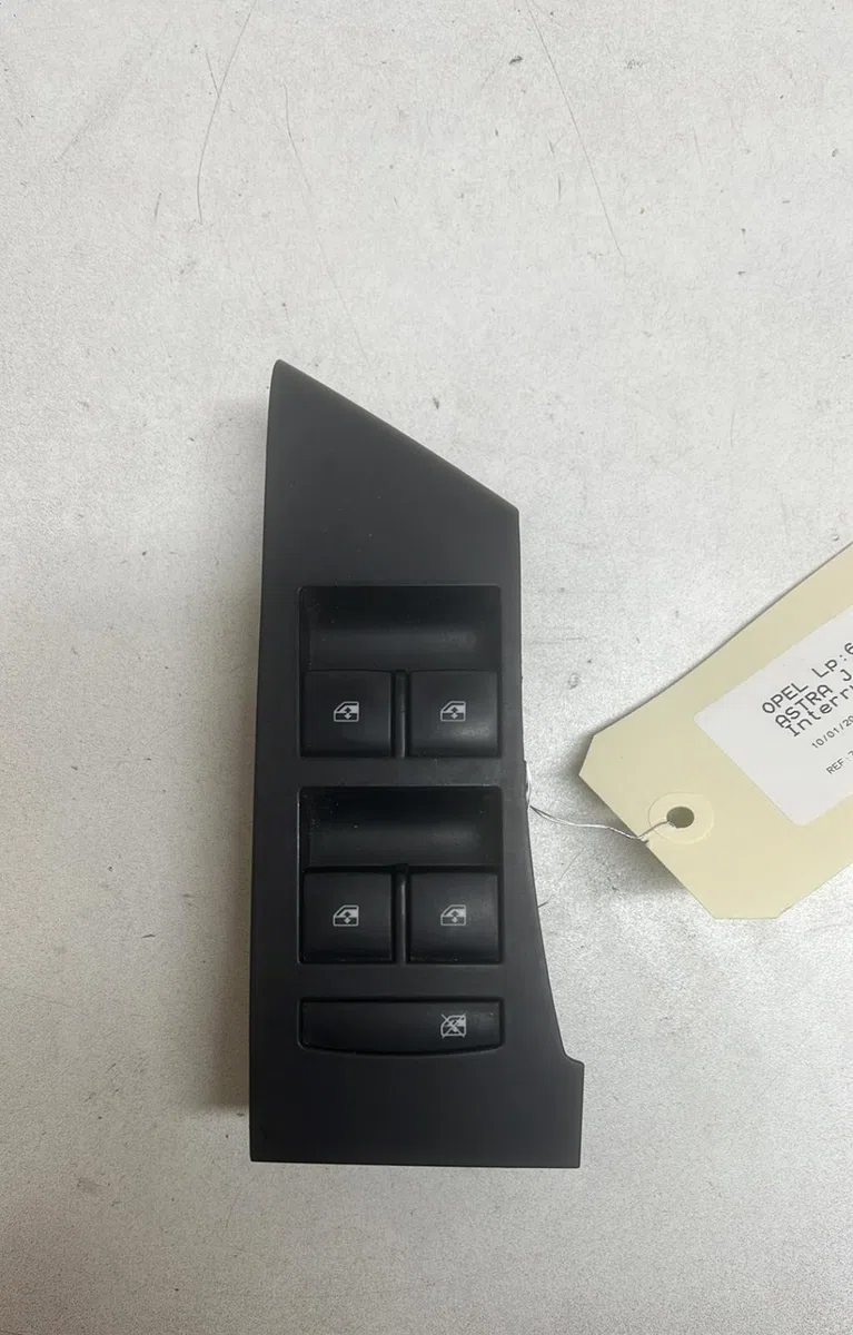 Commande lève-glace porte avant gauche Opel ASTRA J (P10) 1.7 cdti (68) (2009-2015) occasion — photo 4