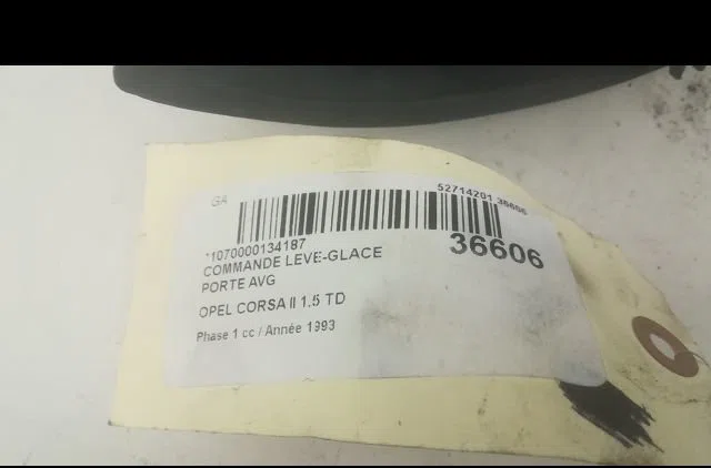 Commande lève-glace porte avant gauche Opel CORSA B (S93) 1.5 td (f08, f68, m68) (1993-2000) occasion — photo 3