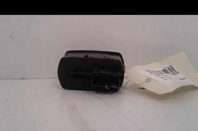 Commande lève-glace porte avant gauche Opel CORSA D (S07) 1.0 (l08, l68) (2009-2014) 3 portes occasion — photo 2