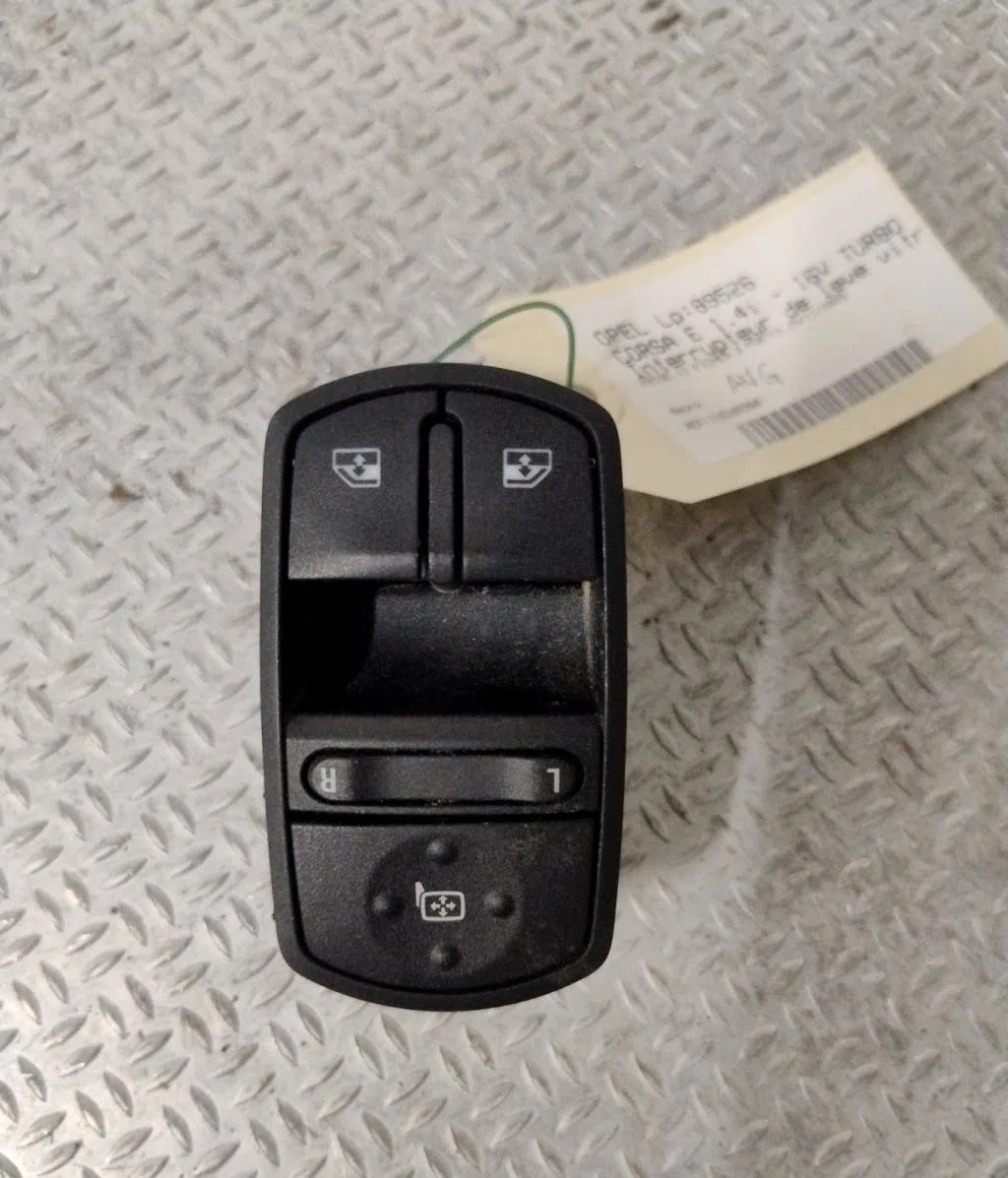 Commande lève-glace porte avant gauche OPEL CORSA E  CORSA E occasion — photo 2