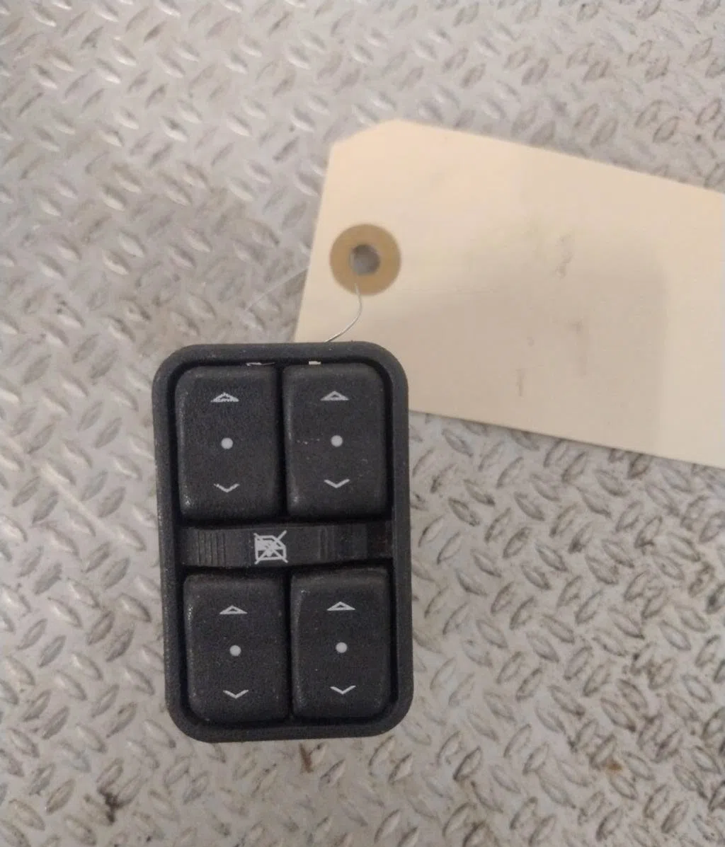 Commande lève-glace porte avant gauche Opel MERIVA A Monospace (X03) 1.6 (e75) (2003-2010) 5 portes occasion
