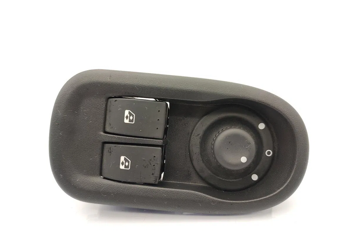 Commande lève-glace porte avant gauche OPEL MOVANO B occasion — photo 2