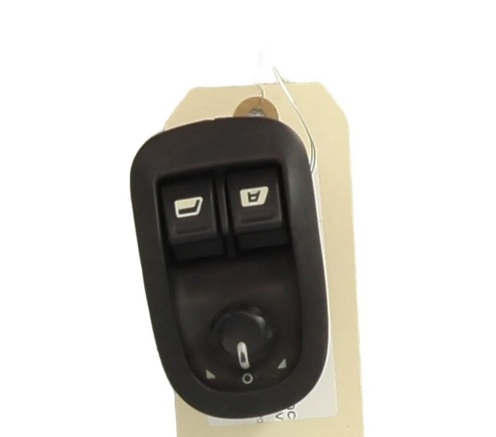 Commande lève-glace porte avant gauche Peugeot 206 3-5 portes (2A-C) 1.4 i (1998-2012) 3 portes occasion
