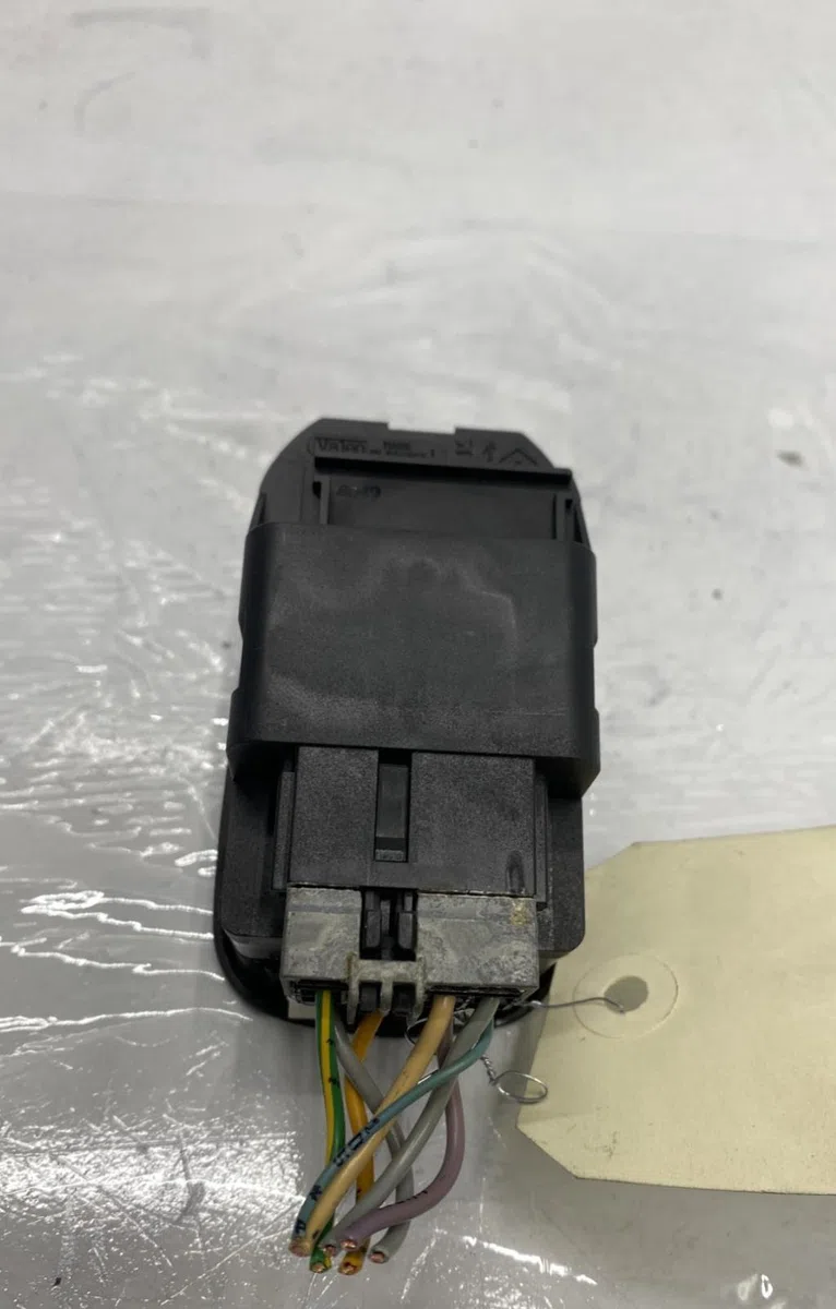 Commande lève-glace porte avant gauche PEUGEOT 206 PHASE 2 occasion
