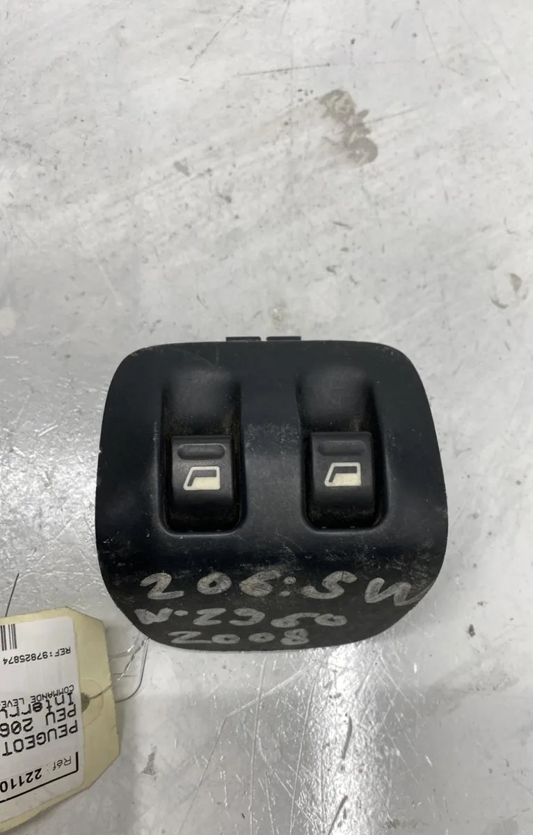 Commande lève-glace porte avant gauche Peugeot 206 SW (2E-K) 2.0 hdi (2002-2007) occasion
