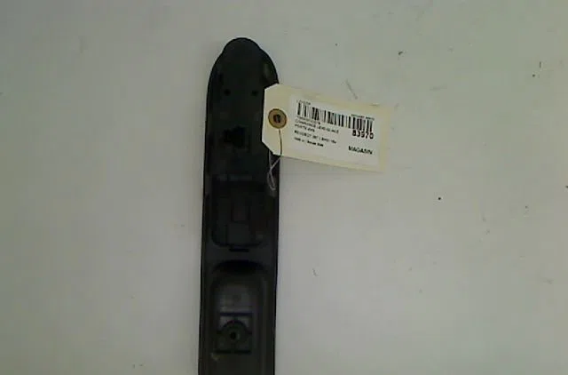Commande lève-glace porte avant gauche Peugeot 307 (3A-C) 1.6 hdi 110 (2004-2009) 5 portes occasion