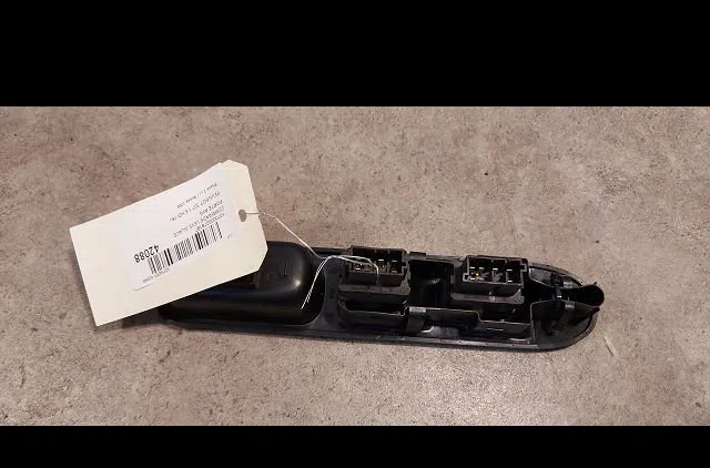 Commande lève-glace porte avant gauche Peugeot 307 (3A-C) 1.6 hdi (2005-2009) 5 portes occasion