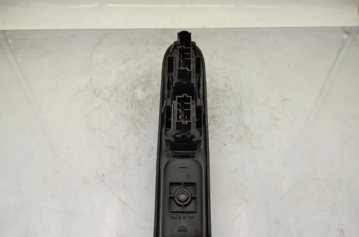 Commande lève-glace porte avant gauche PEUGEOT 307 PHASE 1 occasion