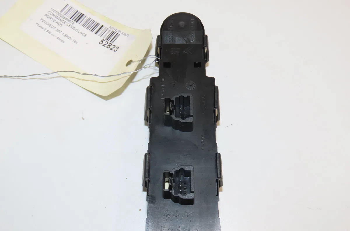 Commande lève-glace porte avant gauche Peugeot 307 SW (3H) 1.6 hdi 110 (2003-2007) occasion — photo 2
