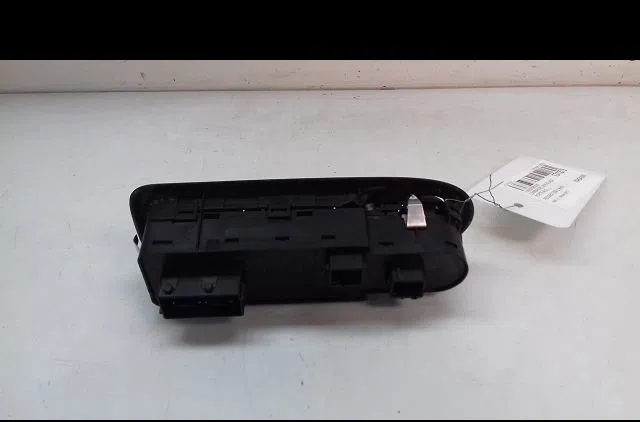 Commande lève-glace porte avant gauche Peugeot 508 SW I (8E_) 2.0 hdi (2010-2018) occasion