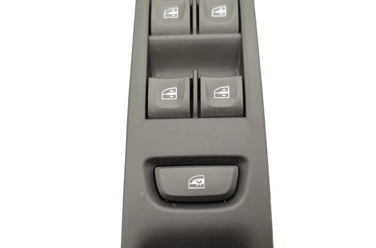 Commande lève-glace porte avant gauche RENAULT CAPTUR 1 PHASE 2 occasion — photo 2
