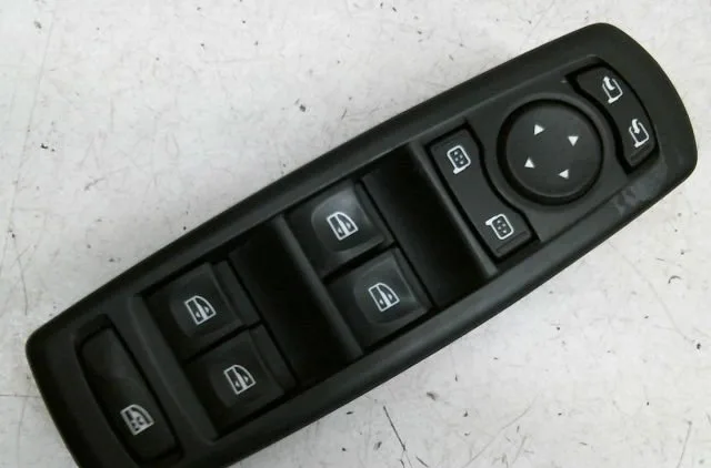 Commande lève-glace porte avant gauche Renault LAGUNA III (BT0-1) 1.5 dci (bt00, bt0a, bt0t, bt1j) (2007-2015) 5 portes occasion