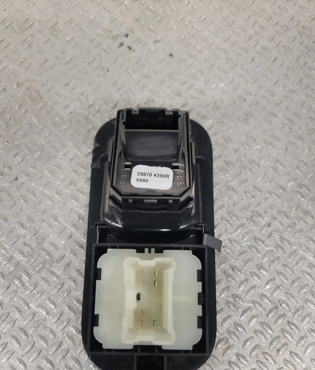 Commande lève-glace porte avant gauche Renault MASTER III Camion plate-forme-Châssis (EV, HV, UV) 2.3 dci 145 fwd (ev0e, ev0f, hv0e, hv0f, uv0e, uv0f,... (2010) occasion — photo 3